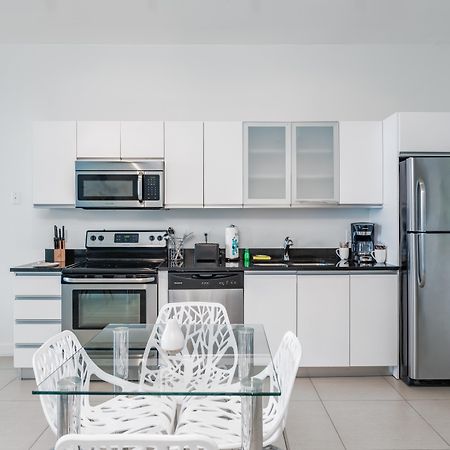 Churchill Suites Monte Carlo Miami Beach Exteriér fotografie